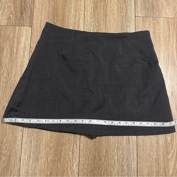 Gray Mini Skirt with Built-In Shorts - Picture 6 of 6